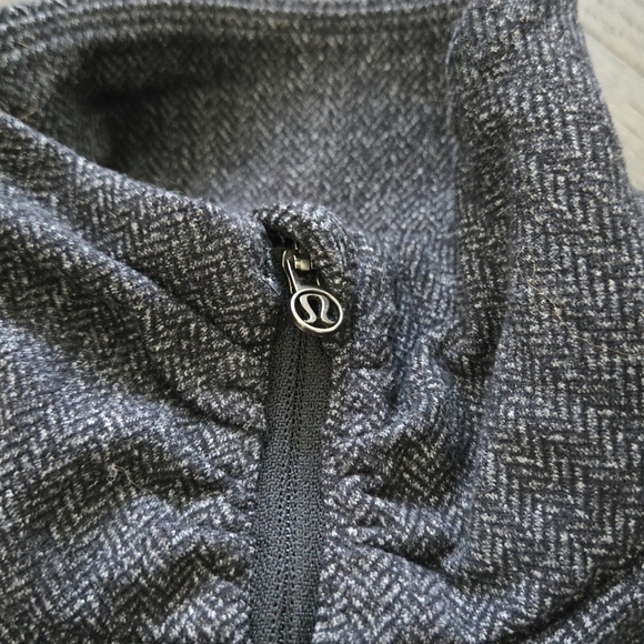 Lululemon Think Fast Soul Cycle Heathered Herringbone Black 1/4 Zip Top Women 6 - Picture 3 of 6
